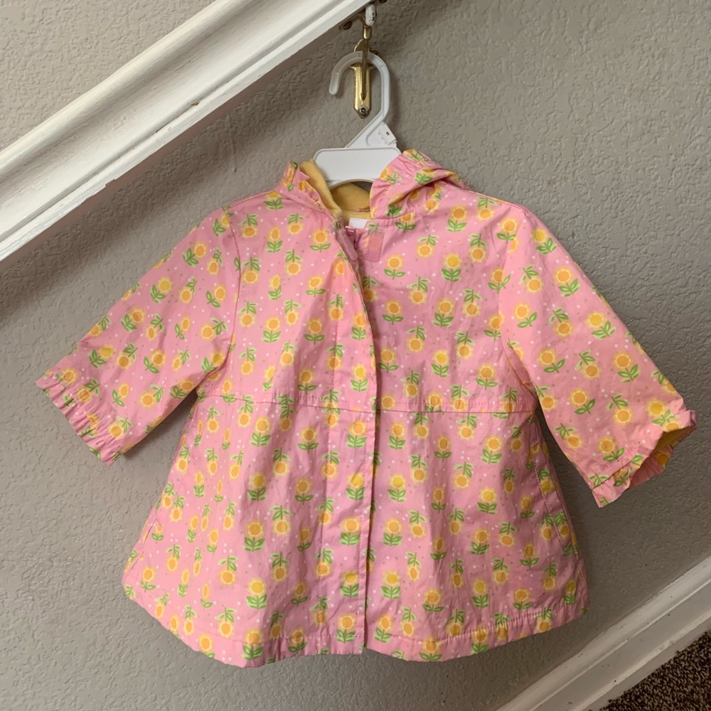 Gymboree Girl 6 to 12 month raincoat